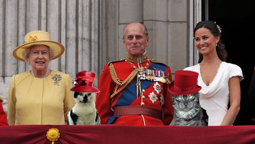 Queen King Pippa Henry and Elsie copy